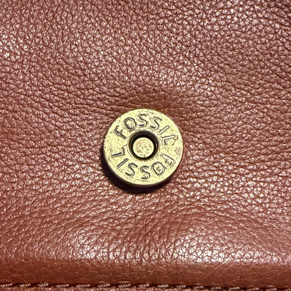 Fossil “Mandy” Small Leather Crossbody Bag - Picture 8 of 16